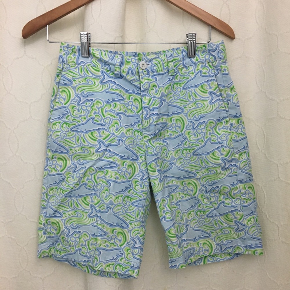 Vineyard vines fish print short